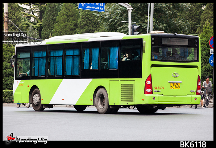 BK6118_II.jpg