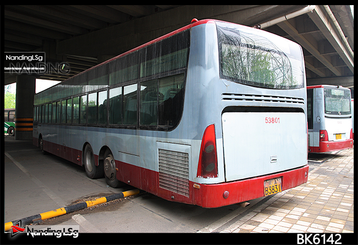 BK6142_II.jpg