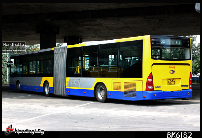 BK6182_II.jpg