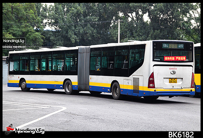 BK6182_IV.jpg