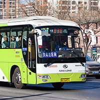 XMQ6121Y2.jpg
