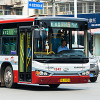 KLQ6129GE5.jpg