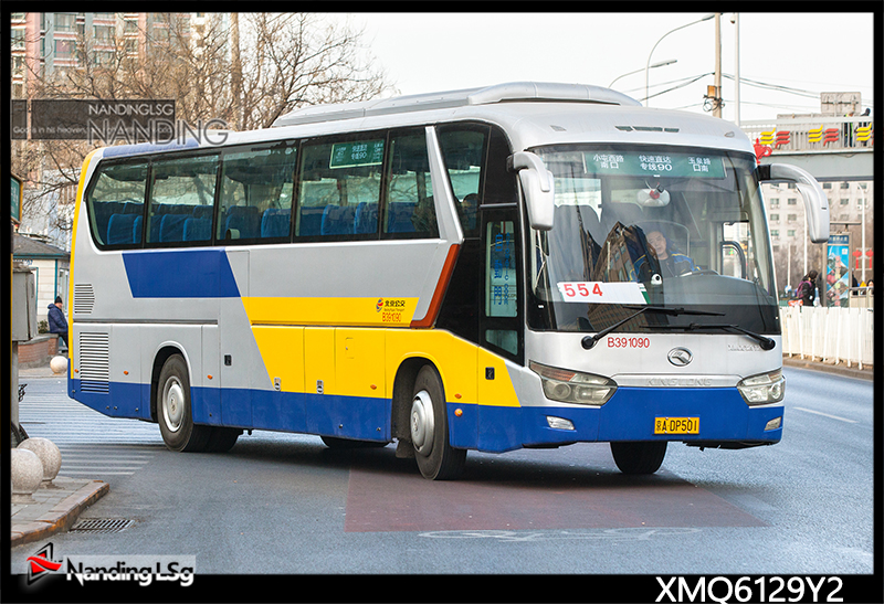 XMQ6129Y2_IV.jpg