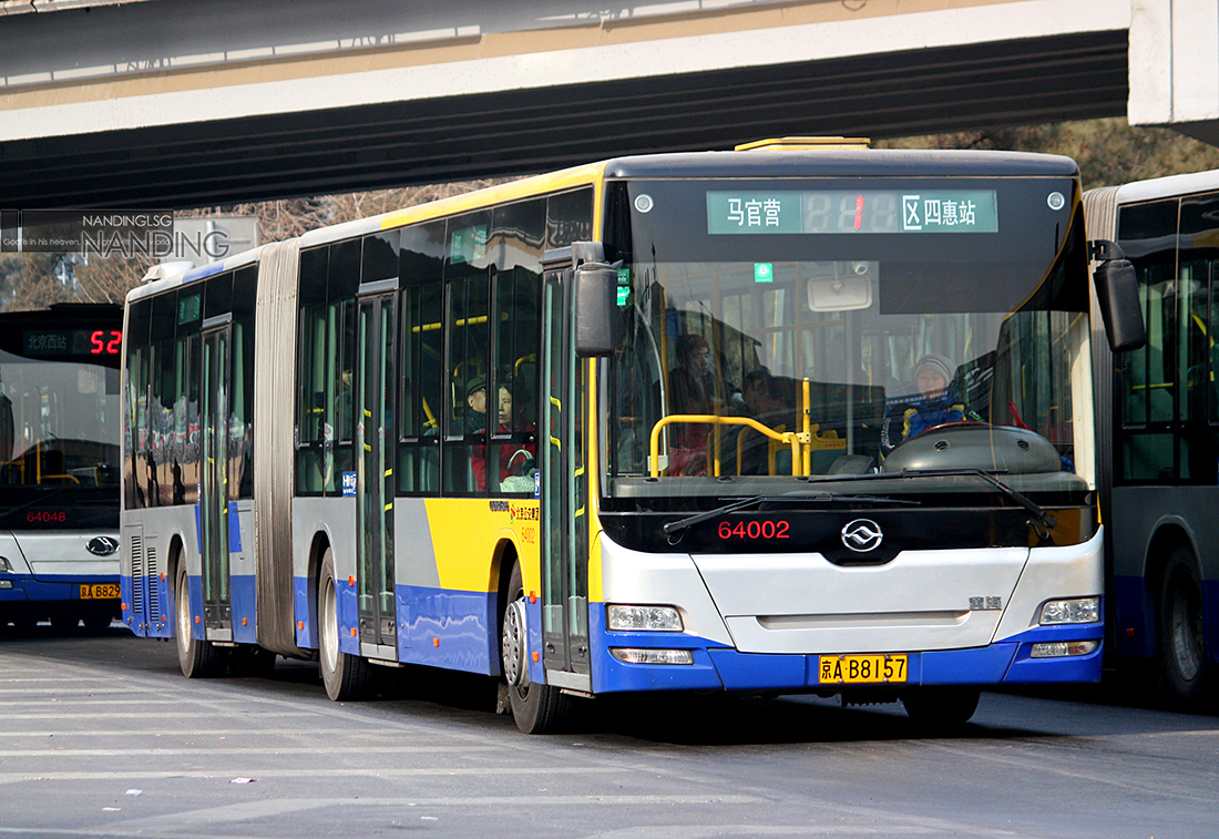 公交1路区间车64002_III.jpg