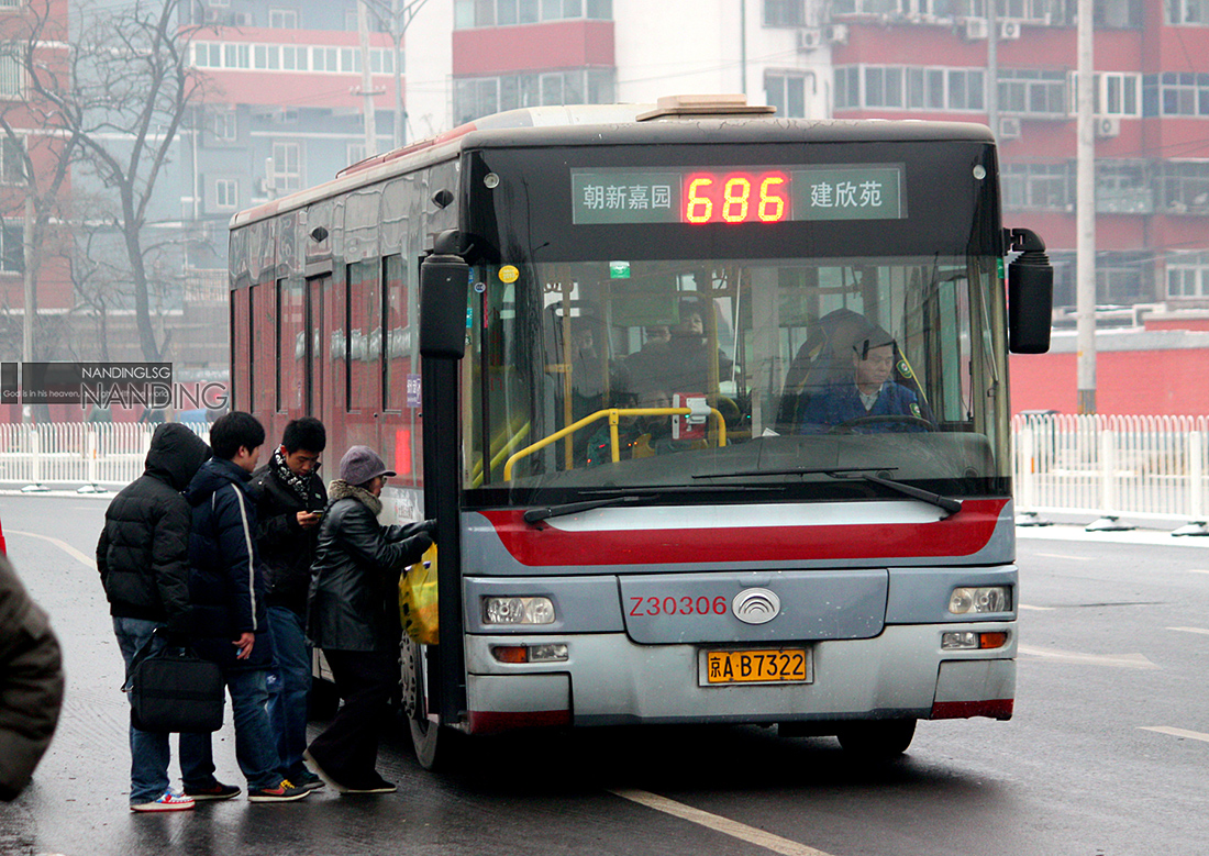 公交686路Z30306.jpg