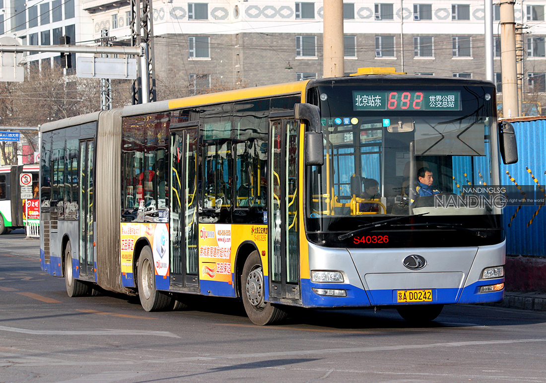 公交692路S40326.jpg