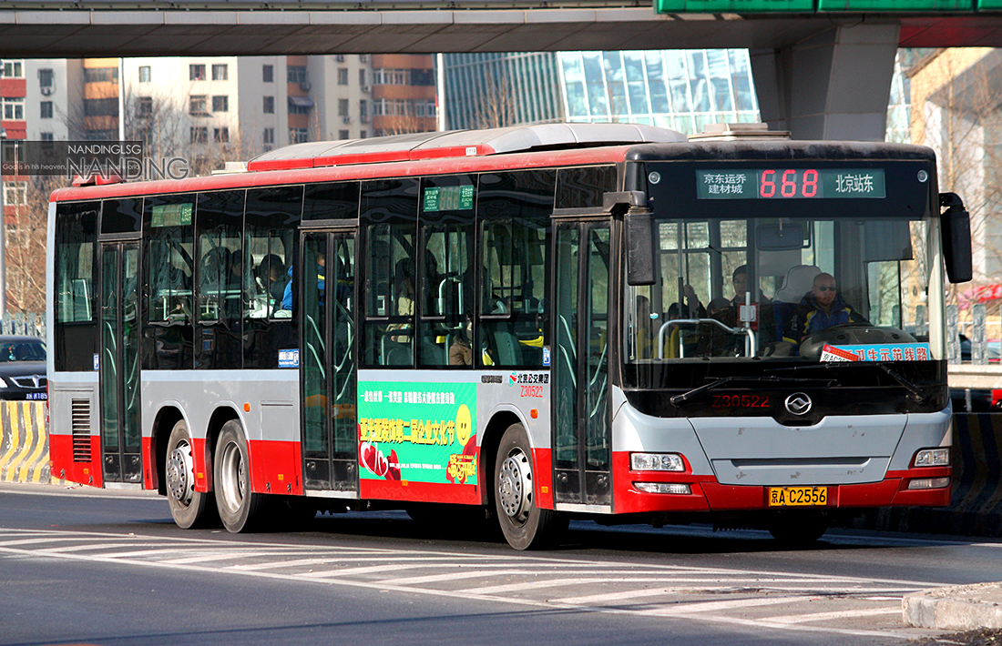 公交668路Z30522.jpg